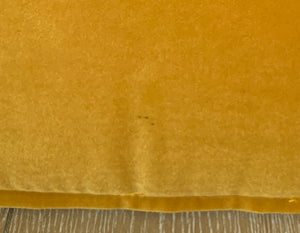 Velvet pouffe mustard with mark